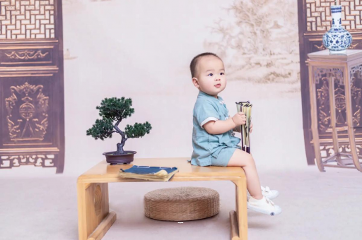 孝感蜡笔小新美伢怀孕